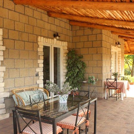 Bed and Breakfast Le Rocce SantʼAgata deʼ Goti Exterior foto