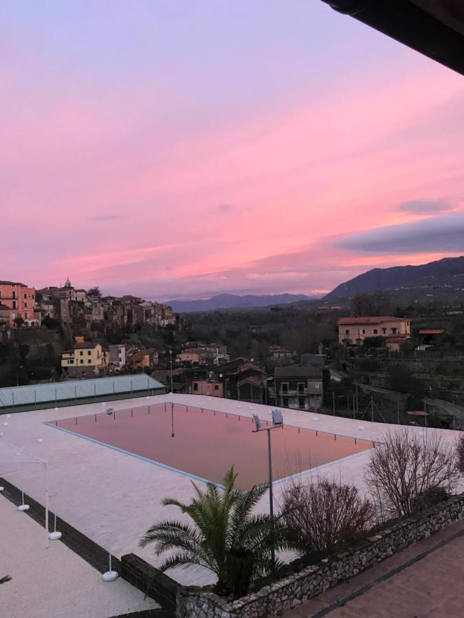 Bed and Breakfast Le Rocce SantʼAgata deʼ Goti Exterior foto