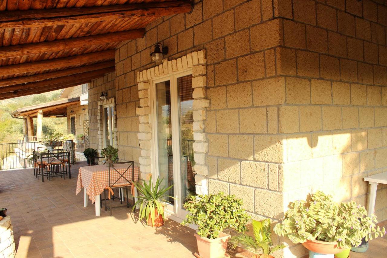 Bed and Breakfast Le Rocce SantʼAgata deʼ Goti Exterior foto